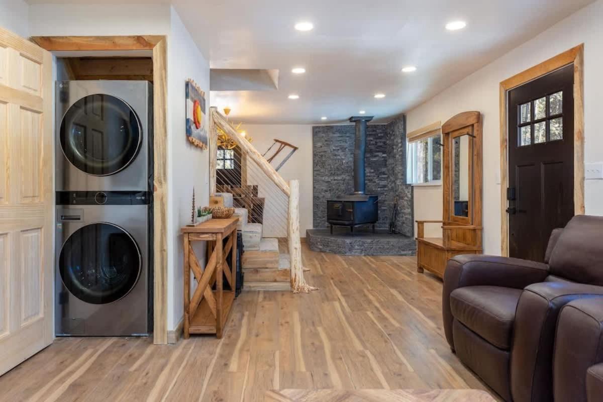 Mountain Cabin Whot Tub & Washer Dryer Феърплей Екстериор снимка