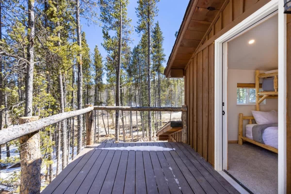 Mountain Cabin Whot Tub & Washer Dryer Феърплей Екстериор снимка