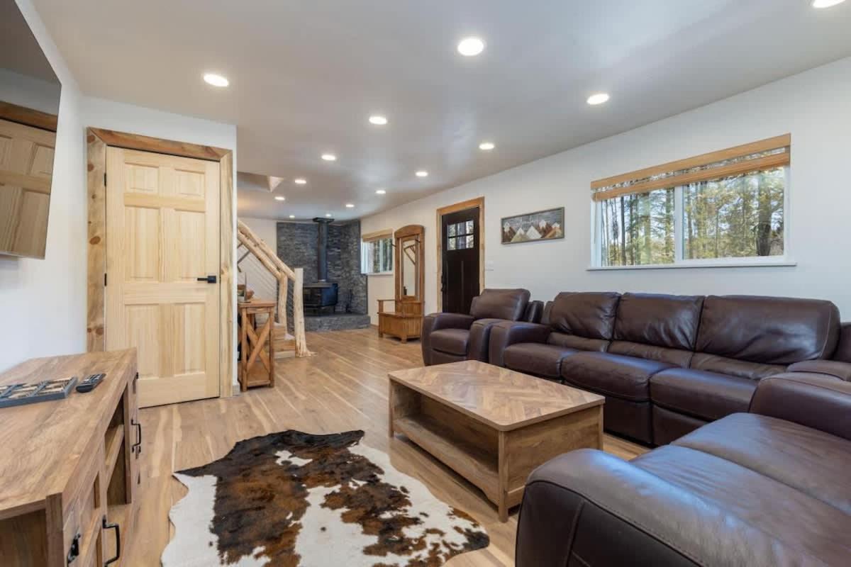 Mountain Cabin Whot Tub & Washer Dryer Феърплей Екстериор снимка